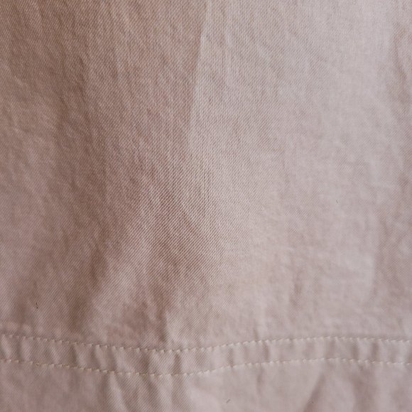 Everlane The Silky Cotton Split-Neck Blouse in 0 | 100% Cotton | Spring | Office - Picture 12 of 15